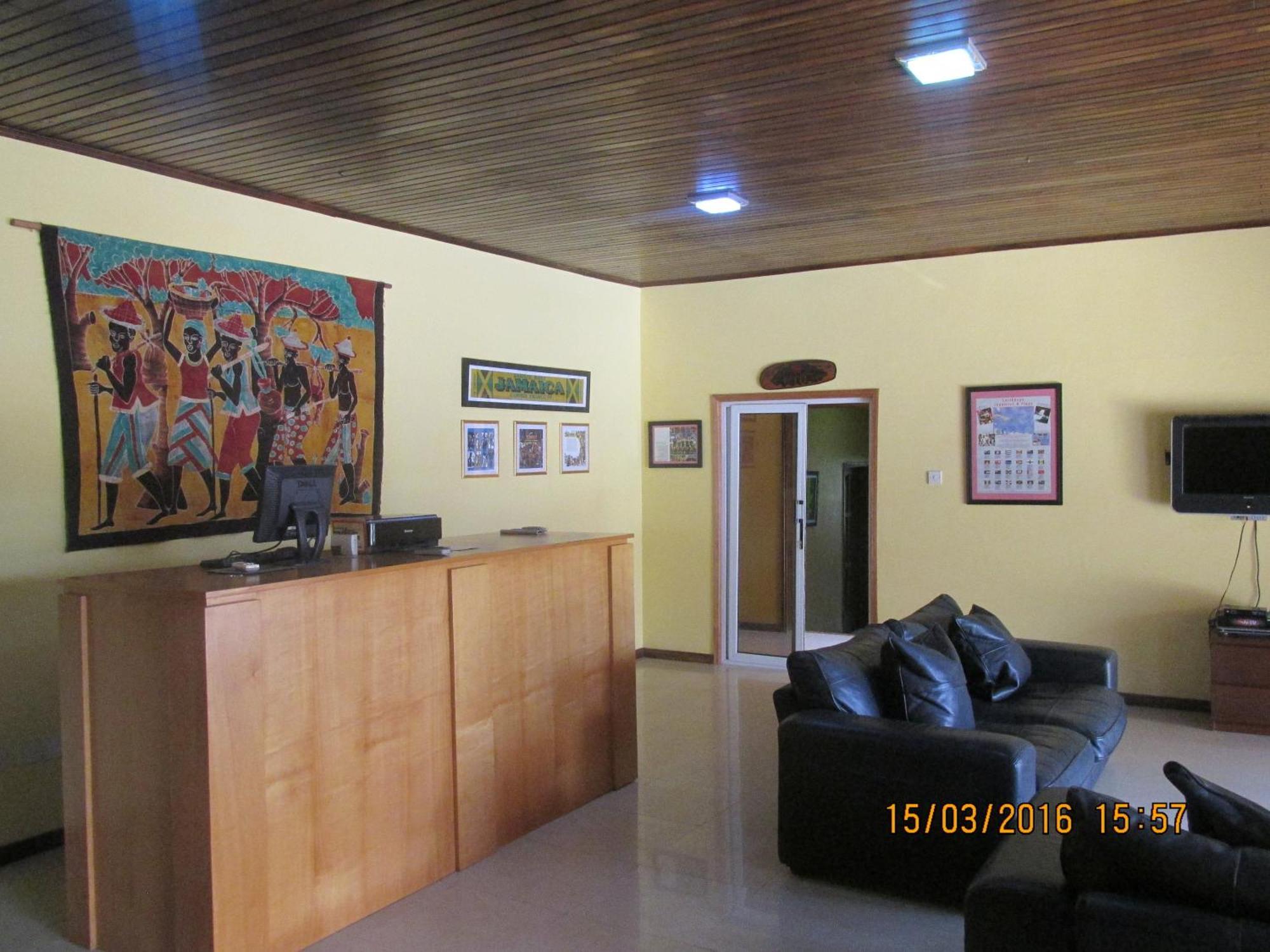 Jamaica Inn Guest House Botianaw Buitenkant foto